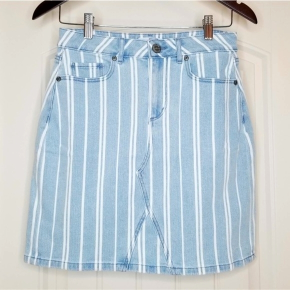 LOFT Dresses & Skirts - LOFT Denim Striped Vintage-Style Skirt